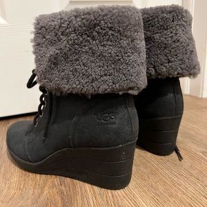 UGG size 7 wedge insulated boots